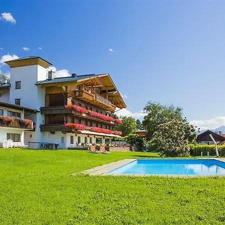 Отель Huberhof