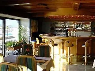 Отель Huberhof