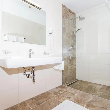 Huberhof Отель 3*
